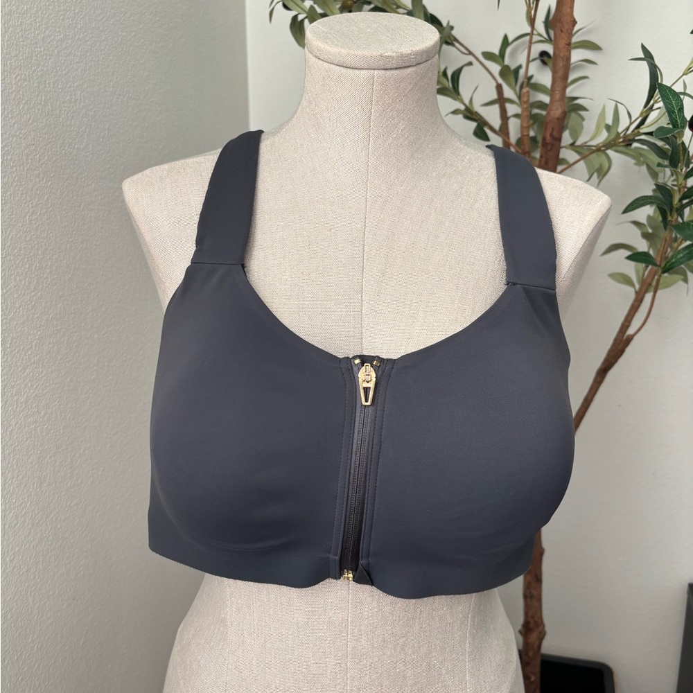 Victoria's Secret On Point Knockout Sports Bra sz 38DDD